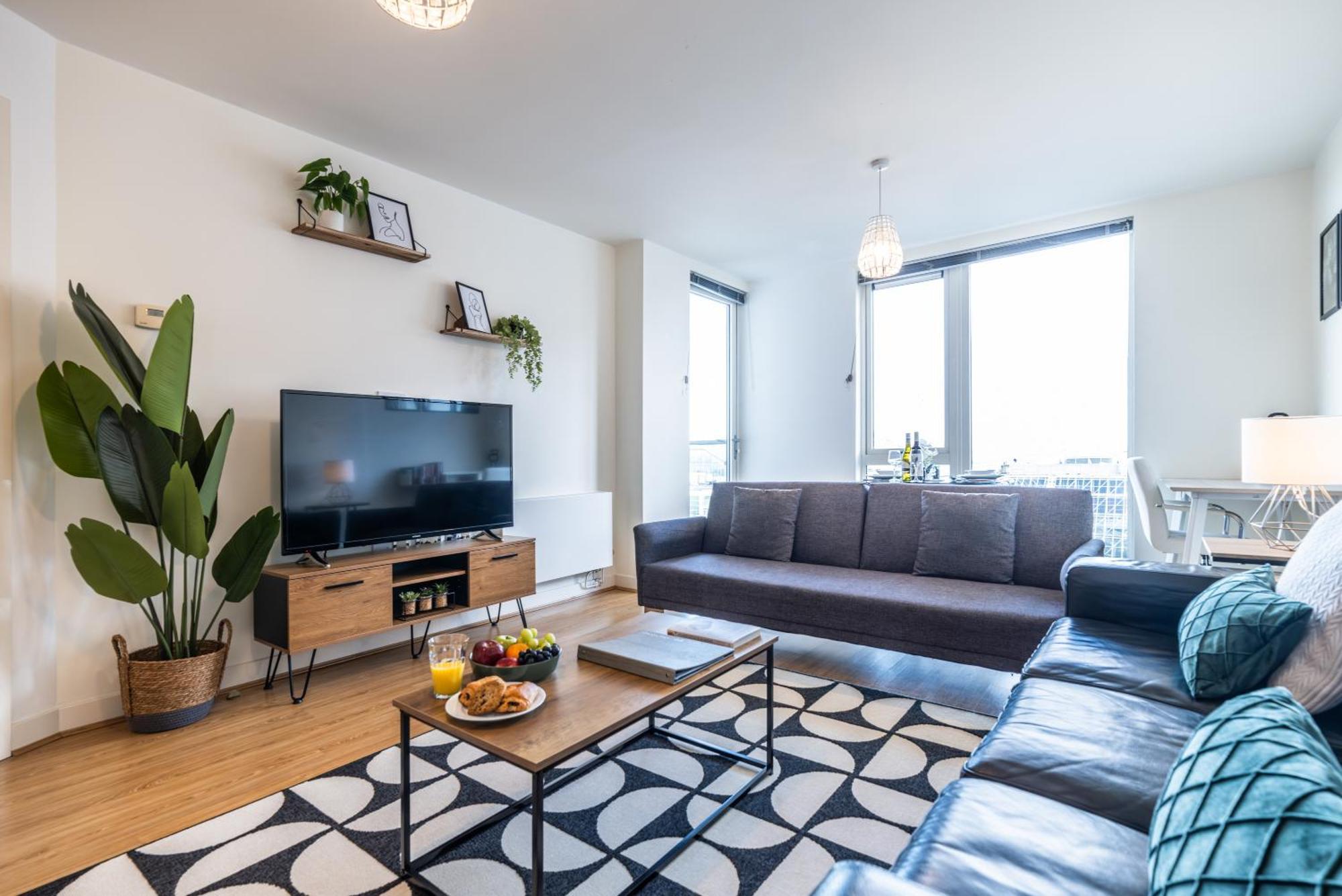 Stylish City Centre Apartment - Home From Home With Fully-Equipped Kitchen, Smart Tv, Netflix, Superfast Wifi, Free Parking, Self Check-In - By Brightleap Apartments Milton Keynes Exterior foto